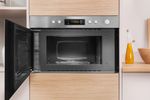 Indesit Microonde Da incasso MWI 6213 IX Stainless Steel Elettronico 22 Microonde + grill 750 Lifestyle frontal open