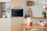 Indesit Forno Da incasso IVF 32 IX Elettrico A Lifestyle frontal