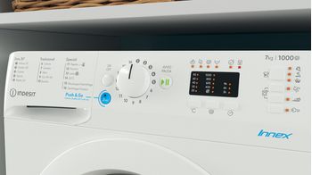 Indesit Lavabiancheria A libera installazione BWA 71052X W IT N Bianco Carica frontale E Lifestyle control panel