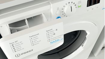 Indesit Lavabiancheria A libera installazione BWA 71052X W IT N Bianco Carica frontale E Drawer