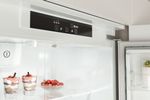 Indesit Combinazione Frigorifero/Congelatore Da incasso IND 401 Bianco 2 porte Lifestyle control panel