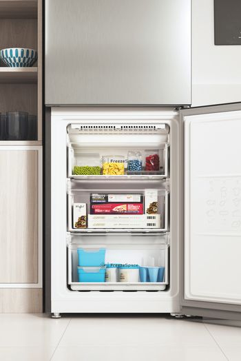 Indesit Combinazione Frigorifero/Congelatore A libera installazione INFC8 TI21X Inox 2 porte Lifestyle frontal open