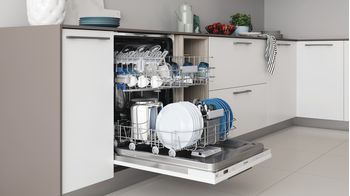 Indesit Lavastoviglie Da incasso DIC 3B+16 A Totalmente integrato F Lifestyle perspective open
