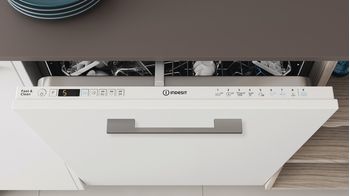 Indesit Lavastoviglie Da incasso DIO 3C24 AC E Totalmente integrato E Lifestyle control panel