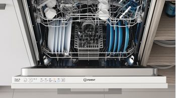 Indesit Lavastoviglie Da incasso DIE 2B19 Totalmente integrato F Lifestyle control panel