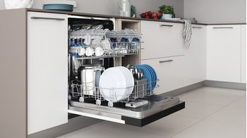 Indesit Lavastoviglie Da incasso DBE 2B19 A B Semi-integrato F Lifestyle perspective open