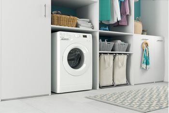 Indesit Lavabiancheria A libera installazione MTWA 71252 W IT Bianco Carica frontale E Lifestyle perspective