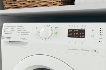 Indesit Lavabiancheria A libera installazione MTWA 91283 W IT Bianco Carica frontale D Lifestyle control panel