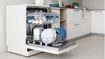 Indesit Lavastoviglie A libera installazione DFE 1B19 14 A libera installazione F Lifestyle perspective open