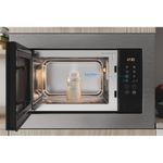 Indesit-Microonde-Da-incasso-MWI-125-GX-Stainless-Steel-Elettronico-25-Microonde---grill-900-Lifestyle-frontal-open