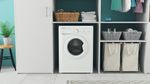 Indesit Lavabiancheria A libera installazione EWC 81283 W IT N Bianco Carica frontale D Lifestyle frontal