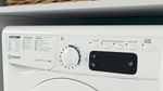 Indesit-Lavabiancheria-A-libera-installazione-EWE-81283-W-IT-N-Bianco-Carica-frontale-D-Lifestyle-control-panel