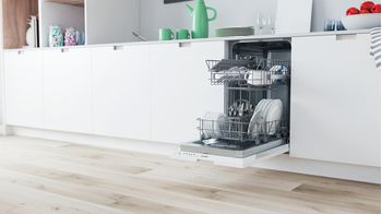 Indesit Lavastoviglie Da incasso DSIE 2B10 Totalmente integrato F Lifestyle perspective open