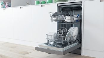Indesit Lavastoviglie A libera installazione DSFE 1B10 S A libera installazione F Lifestyle perspective open