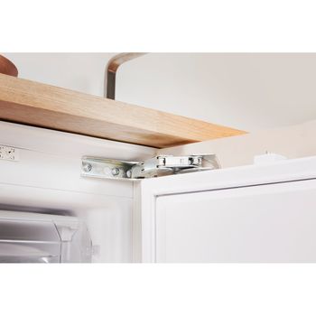 Indesit-Congelatore-Da-incasso-Z-A1-I-Acciaio-Lifestyle_Detail