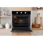 Indesit-Forno-Da-incasso-IFW-6230-BL-Elettrico-A-Lifestyle-frontal-open