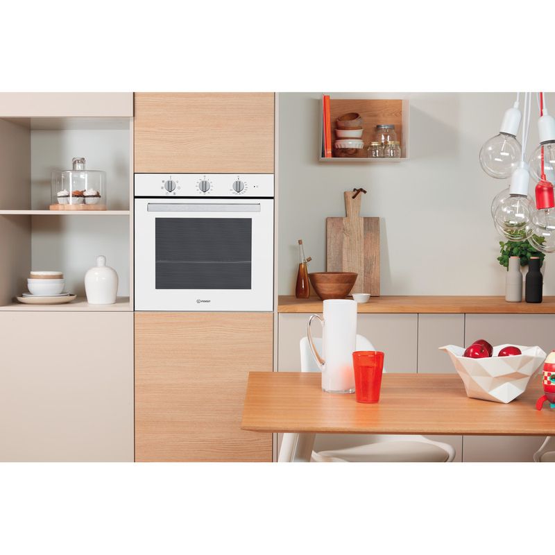 Indesit-Forno-Da-incasso-IFW-6530-WH-Elettrico-A-Lifestyle-frontal