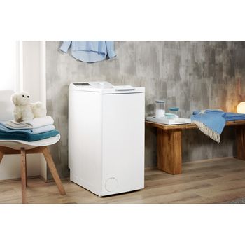 Indesit-Lavabiancheria-A-libera-installazione-BTW-E71253P--IT--Bianco-Carica-dall-altro-A----Lifestyle_Perspective