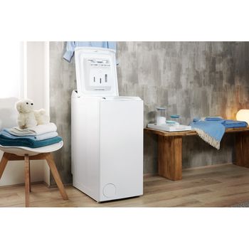 Indesit-Lavabiancheria-A-libera-installazione-BTW-E71253P--IT--Bianco-Carica-dall-altro-A----Lifestyle_Perspective_Open