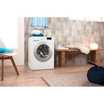 Indesit-Lavabiancheria-A-libera-installazione-BWE-81284X-WSSS-IT-Bianco-Carica-frontale-A----Lifestyle_Perspective