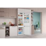 Indesit-Combinazione-Frigorifero-Congelatore-Da-incasso-INC18-T332-Bianco-2-porte-Lifestyle-perspective-open