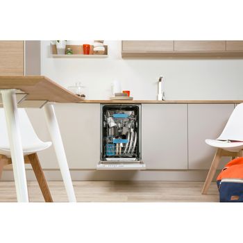 Indesit-Lavastoviglie-Da-incasso-DISR-16M19-A-EU-Totalmente-integrato-A-Lifestyle_Frontal_Open