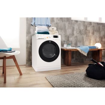 Indesit-Lavasciugabiancheria-A-libera-installazione-XWDE-1071481XWKKK-EU-Bianco-Carica-frontale-Lifestyle-perspective