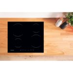 Indesit-Piano-cottura-VIA-640.1-C-Nero-Induction-vitroceramic-Lifestyle-frontal