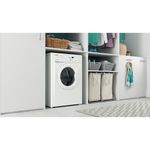 Indesit-Lavabiancheria-A-libera-installazione-EWD-R25017-W-IT-N-Bianco-Carica-frontale-E-Lifestyle-perspective