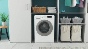 Indesit Lavabiancheria A libera installazione BWE 81486X WS IT Bianco Carica frontale A Lifestyle frontal
