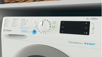 Indesit Lavabiancheria A libera installazione BWE 81486X WS IT Bianco Carica frontale A Lifestyle control panel