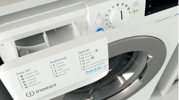 Indesit Lavabiancheria A libera installazione BWE 81486X WS IT Bianco Carica frontale A Drawer