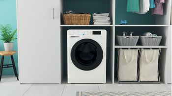 Indesit Lavasciugabiancheria A libera installazione BDE 107426 WK IT Bianco Carica frontale Lifestyle frontal