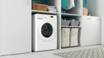 Indesit Lavabiancheria A libera installazione BWSA 7125X WV IT Bianco Carica frontale B Lifestyle perspective