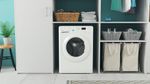 Indesit Lavabiancheria A libera installazione BWSA 7125X WV IT Bianco Carica frontale B Lifestyle frontal