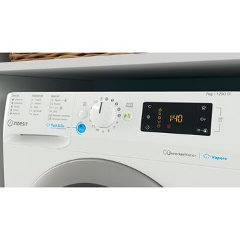 Indesit-Lavabiancheria-A-libera-installazione-BWSE-7125X-SV-IT-Bianco-Carica-frontale-B-Lifestyle-control-panel