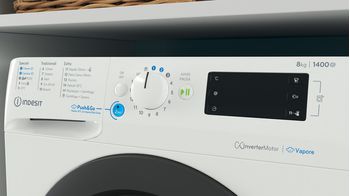 Indesit-Lavabiancheria-A-libera-installazione-BWE-81496X-WKV-IT-Bianco-Carica-frontale-A-Lifestyle-control-panel