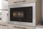 Indesit Microonde Da incasso MWI 125 GX Stainless Steel Elettronico 25 Microonde + grill 900 Lifestyle perspective