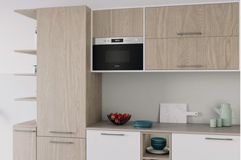 Indesit-Microonde-Da-incasso-IM-K12-X-Stainless-Steel-Elettronico-22-Microonde---grill-750-Lifestyle-perspective