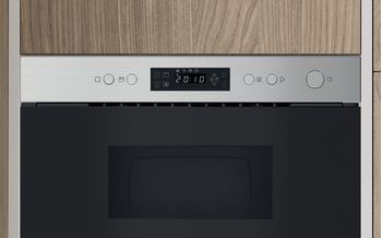 Indesit-Microonde-Da-incasso-IM-K12-X-Stainless-Steel-Elettronico-22-Microonde---grill-750-Lifestyle-control-panel