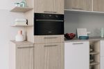 Indesit Microonde Da incasso ID K52R B Nero Elettronico 31 Microonde + grill 1000 Lifestyle perspective