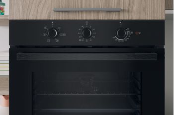 Indesit Forno Da incasso IO K350H B Elettrico A Lifestyle control panel