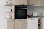 Indesit Forno Da incasso IO 235H B Elettrico A Lifestyle perspective
