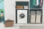 Indesit-Lavabiancheria-A-libera-installazione-MTWC-91296-W-IT-Bianco-Carica-frontale-A-Lifestyle-frontal-open